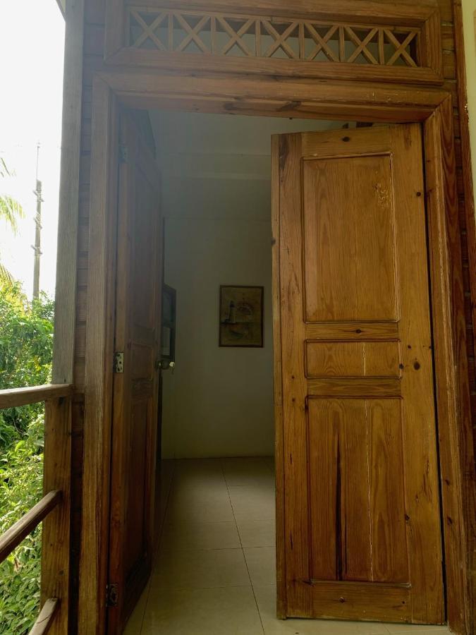 Hostal Casaluna San Andres Екстер'єр фото