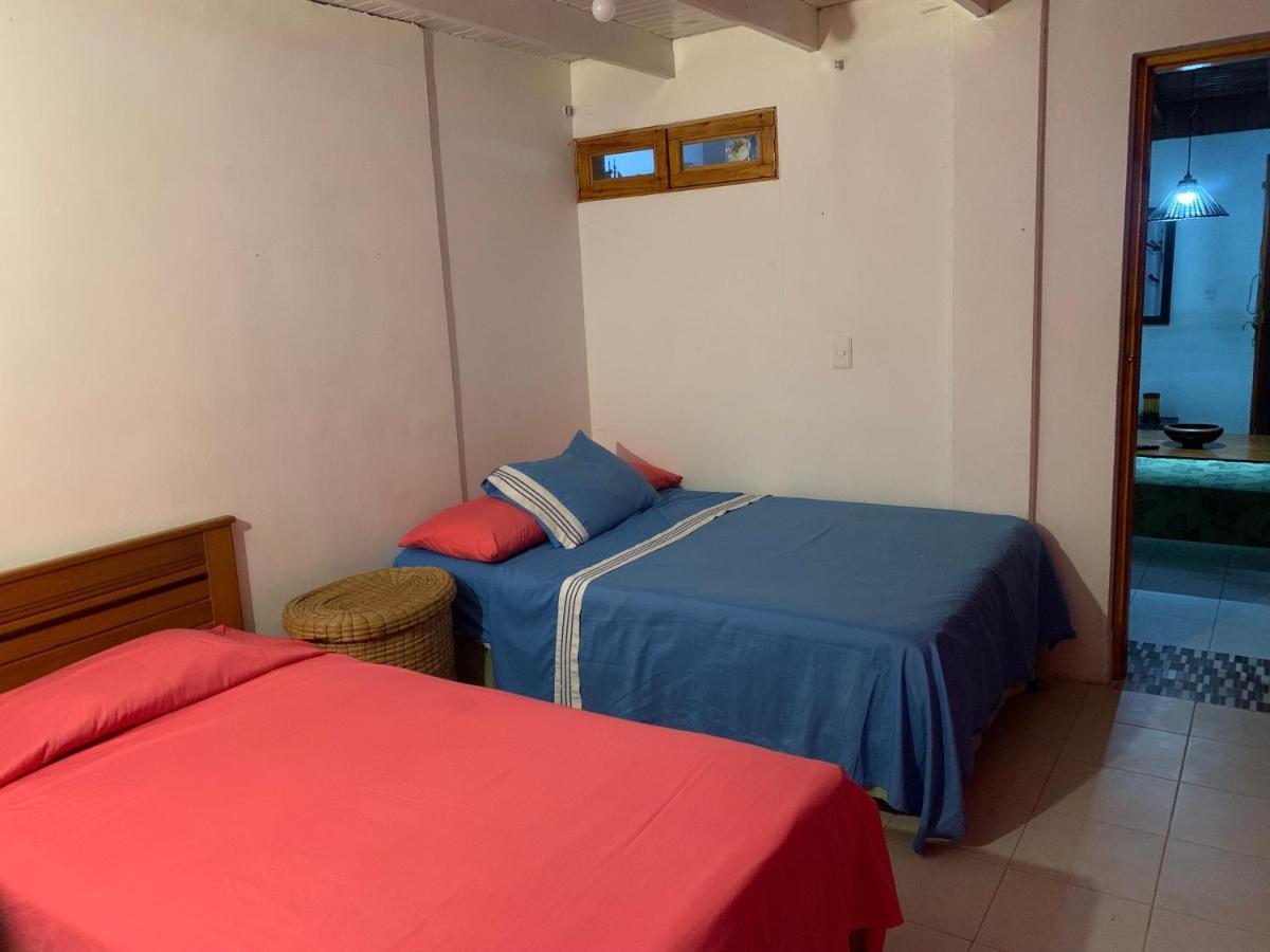 Hostal Casaluna San Andres Екстер'єр фото