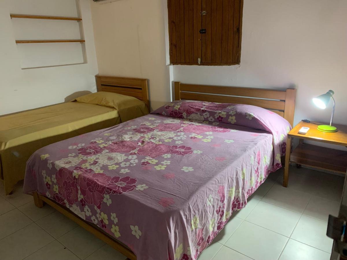 Hostal Casaluna San Andres Екстер'єр фото